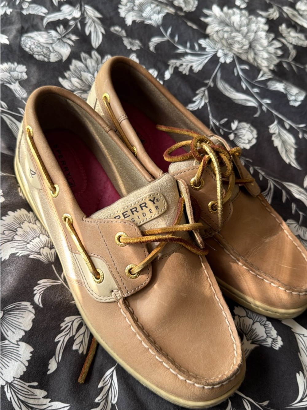 Sperry Tan Leather Men’s Boat Shoes with Gold Eyelets
